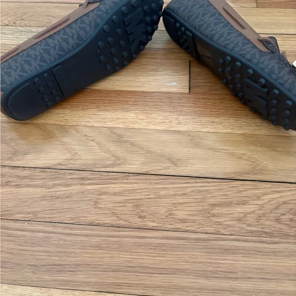 Michael Kors Crawford Brown Moccasins Women’s 6 NWOT - Picture 10 of 13